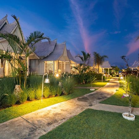 Paus Putih Hotel Lembongan Εξωτερικό φωτογραφία